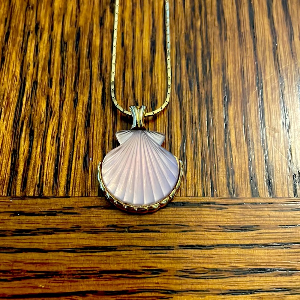 Vintage Shell Necklace